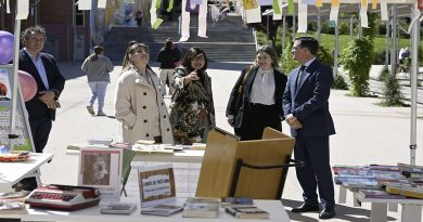 Bookcrossing en el parque de La Vaguada con motivo del Día del Libro