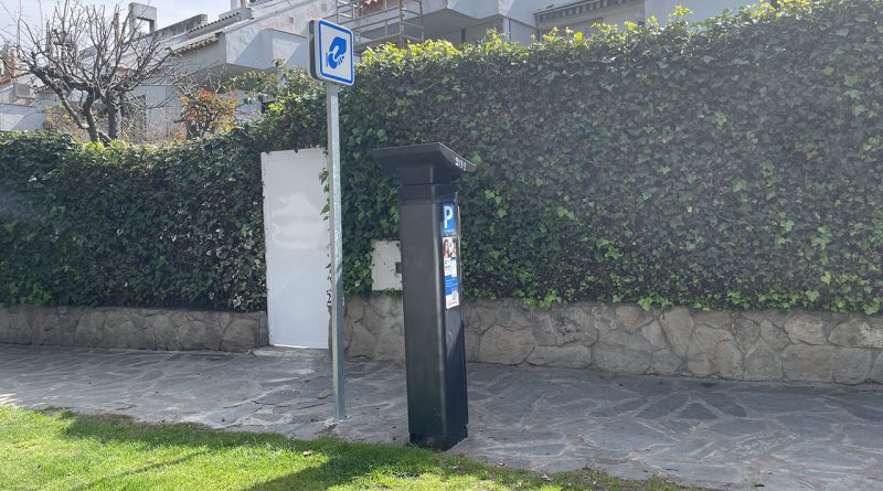 Los residentes de las urbanizaciones de Alcobendas tramitan 2.215 tarjetas de aparcamiento